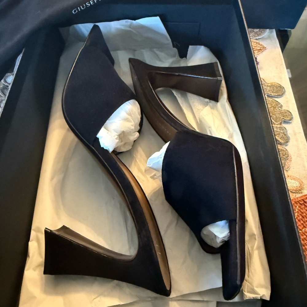 Authentic Giuseppe Zanotti Luxury Black Suede Hi-Heel Mule/Sandals Sz 40(9)